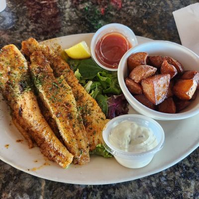 The Lighthouse Bar & Grill by null