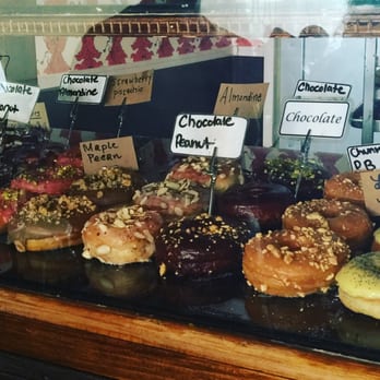 Dun-Well Doughnuts - Donuts Near Me - Brooklyn, New York