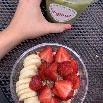 Sagtown Coffee - Açaí bowl, matcha latte - Coffee & Tea Near Me - Sag Harbor, New York Sagtown Coffee - Açaí bowl, matcha latte - Coffee & Tea Near Me - Sag Harbor, New York