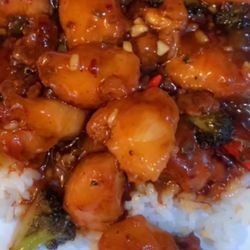 Lani’s Soul Food - Homemade general, Taos chicken over rice !