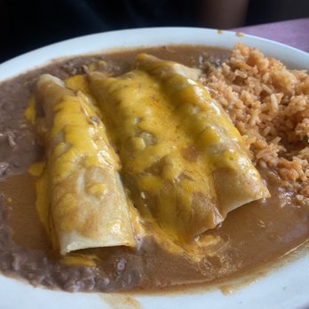 El Paraiso Mexican Restaurant - enchillas and rice - Tex-Mex Near Me - Houston, Texas El Paraiso Mexican Restaurant - enchillas and rice - Tex-Mex Near Me - Houston, Texas