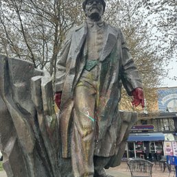 Lenin Statue