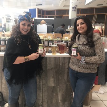 Na’Teavo - two women standing in a coffee shop - Tea Rooms Near Me - Albuquerque, New Mexico