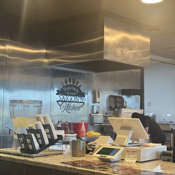 Saigon Kitchen & Phở - Juice Bars & Smoothies Near Me - Sacramento, California