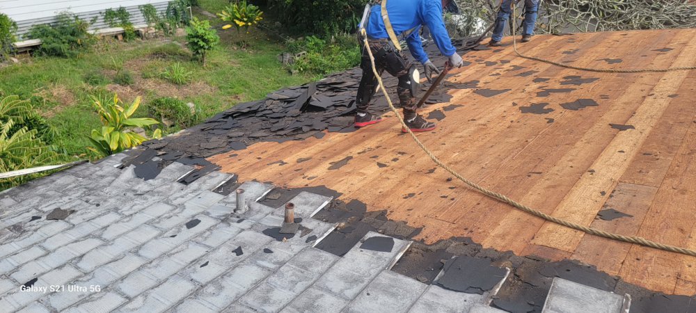 Slide of RSC Roofing