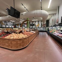 Niagara Produce Of Elma - Produce