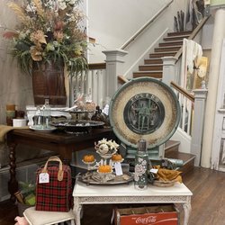 With Willing Hands Antiques - Vintage Treasures & Home Goods