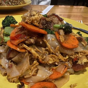 Teak OTR - Pad See Ew. Absolutely DELICIOUS! - Sushi Bars Near Me - Cincinnati, Ohio Teak OTR - Pad See Ew. Absolutely DELICIOUS! - Sushi Bars Near Me - Cincinnati, Ohio