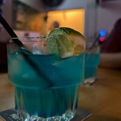 Tom Cat Bar & Grill - White tea shot and splash of blue curacao!