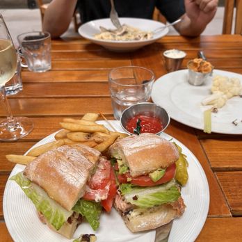 Campo Di Bocce - Grilled Salmon sandwich and Fettuccini Alfredo (in the background!) - Italian Near Me - Los Gatos, California