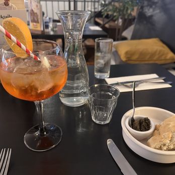 Rodin - Aperol Spritz with tapenade - French Near Me - Rotterdam, ZH