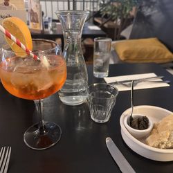 Rodin - Aperol Spritz with tapenade