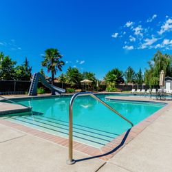 Macleay Conference & Retreat Center - Swimming Pool