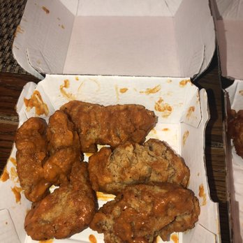 Buffalo Wild Wings - Spicy garlic boneless, no sauce - American Near Me - Arvada, Colorado
