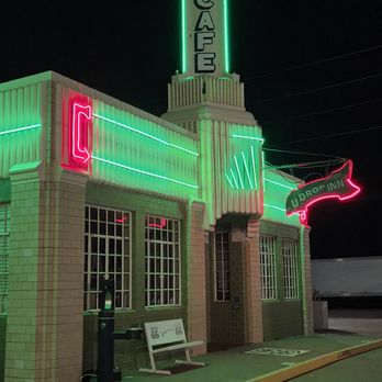 U Drop Inn - Landmarks & Historical Buildings Near Me - Shamrock, Texas