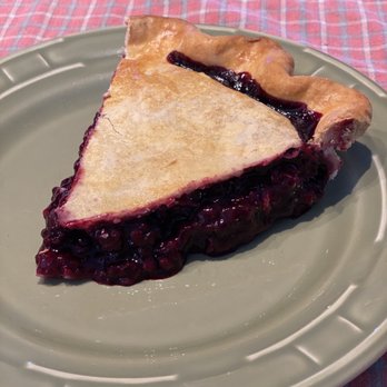 Cowboy Cafe - Boysenberry pie - American Near Me - Dubois, Wyoming Cowboy Cafe - Boysenberry pie - American Near Me - Dubois, Wyoming