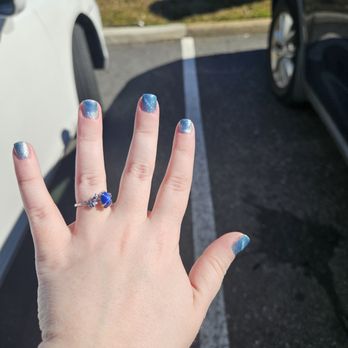 Golden Nails Spa - Cat Eye Polish in direct sun - Nail Technicians Near Me - Tallahassee, Florida Golden Nails Spa - Cat Eye Polish in direct sun - Nail Technicians Near Me - Tallahassee, Florida