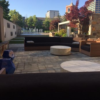 The Westin Chattanooga - Outside patio @ The Westin Chattanooga TN - Hotels Near Me - Chattanooga, Tennessee The Westin Chattanooga - Outside patio @ The Westin Chattanooga TN - Hotels Near Me - Chattanooga, Tennessee