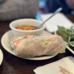 VN Pho & Deli - Spring roll