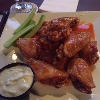 Pitchers Pub - Honey Hot Wings - Pubs Near Me - Philadelphia, Pennsylvania Pitchers Pub - Honey Hot Wings - Pubs Near Me - Philadelphia, Pennsylvania