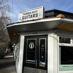 Thunder Road Guitars PDX