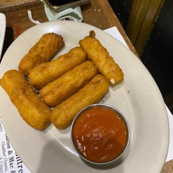 Bedford Falls - mozzarella sticks - Bars Near Me - New York, New York Bedford Falls - mozzarella sticks - Bars Near Me - New York, New York