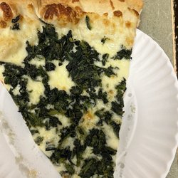 Leandro's Pizza House - Spinach pizza