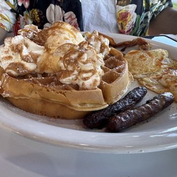 American Waffle Diner - Churro waffle - Breakfast & Brunch Near Me - Stockton, California