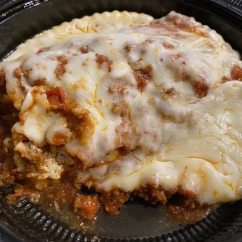 Olive Garden Italian Restaurant - Extra cheese on my Lasagna Classico - Italian Near Me - Carmel, Indiana