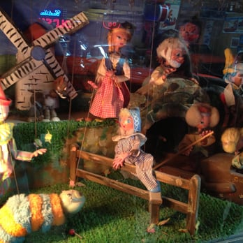 Pioneer Auto Museum - Many creepy .25c coin operated marionette machines - Museums Near Me - Murdo, South Dakota