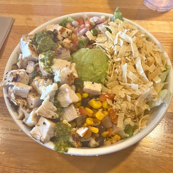 Applebee's Grill + Bar - Southwest Chicken Bowl 10/10 recommend - American Near Me - Danville, Kentucky Applebee's Grill + Bar - Southwest Chicken Bowl 10/10 recommend - American Near Me - Danville, Kentucky