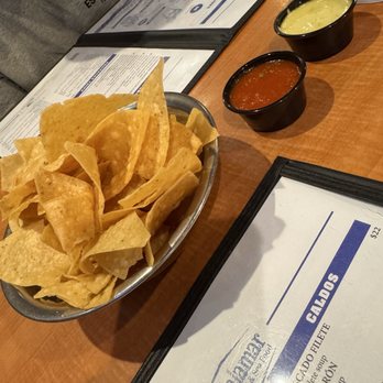 El Calamar - Chips y Salsa - Mexican Near Me - Santa Ana, California El Calamar - Chips y Salsa - Mexican Near Me - Santa Ana, California
