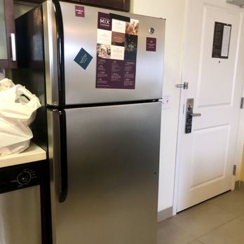 Residence Inn by Marriott Champaign - Fridge - Hotels Near Me - Champaign, Illinois Residence Inn by Marriott Champaign - Fridge - Hotels Near Me - Champaign, Illinois