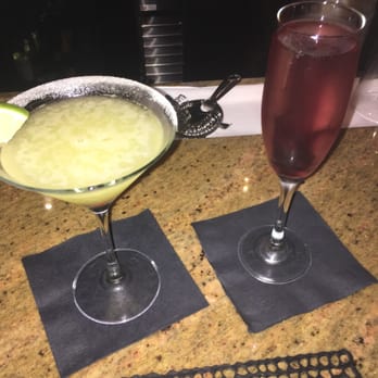 Cucina Venti Restaurant - mango-habanero margarita and hibiscus/vodka drink (forgot name) - Italian Near Me - Mountain View, California
