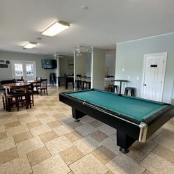 Unhitched RV - Pool table
