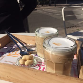 Moor & Moor - Macchiato Latte - Coffee & Tea Near Me - Gent, VOV Moor & Moor - Macchiato Latte - Coffee & Tea Near Me - Gent, VOV
