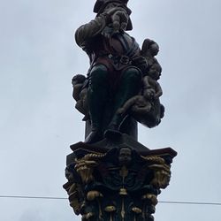 Kindlifresserbrunnen - Child Eater