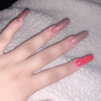 Maggie's Nails - Most recent Vicky full set - Nail Salons Near Me - Stanton, California