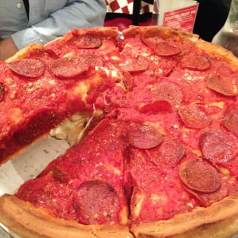 Giordano's - Pizza Near Me - Chicago, Illinois