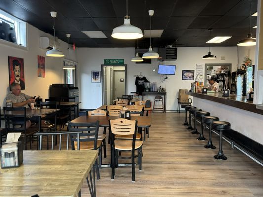 Comal 864 Woodside by null