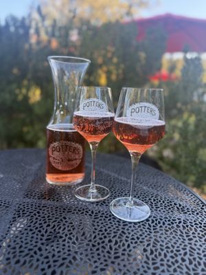 Potter's Craft Cider by null