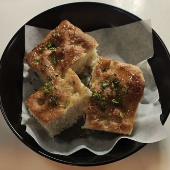 Decore - Complimentary focaccia - Italian Near Me - San Diego, California