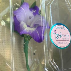 Aversa's Flower Shop - PROM 2023