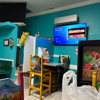 Taco Lindo - General eating area. - Mexican Near Me - Naples, Florida