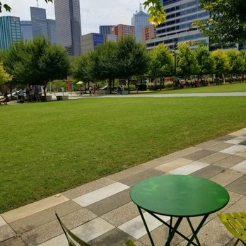 Klyde Warren Park - Lots of small tables & chairs. - Parks Near Me - Dallas, Texas Klyde Warren Park - Lots of small tables & chairs. - Parks Near Me - Dallas, Texas