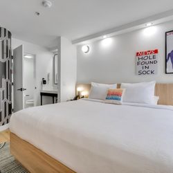 BOB Hotels Tallahassee - King Room