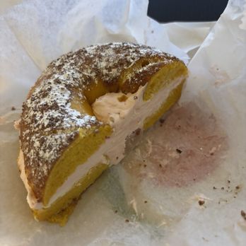 Hot Bagels Abroad - French Toast Bagel w strawberry cc - Bagels Near Me - Montclair, New Jersey