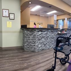 United Medical Imaging Bellflower - Front desk & waiting room