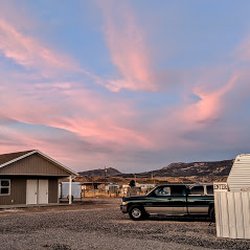 Fremont River RV Park - Fremont River RV (credit @theartbyjo)