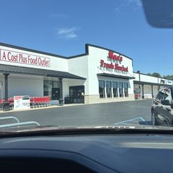Mac's Fresh Market - Mac's Fresh Market of 28 East and Pineville